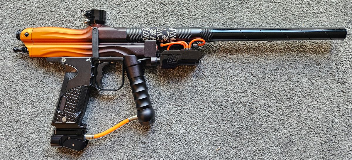 Custom WGP E-Orracle Autococker - Sci-Fi E-Blade