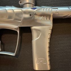 Field one Dragon V2 force - Pure