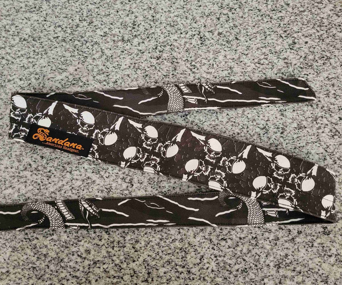 Sandana Launch Edition reversible SS Flying Skulls