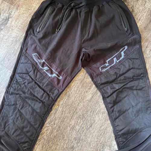 JT Pro Joggers doe sale!