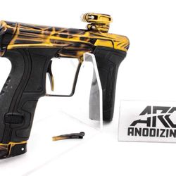 HK Invader CS2 Pro - gold/black unique + Silencio barrel