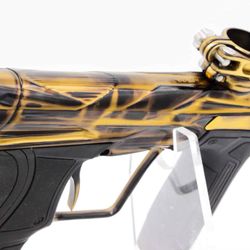 HK Invader CS2 Pro - gold/black unique + Silencio barrel