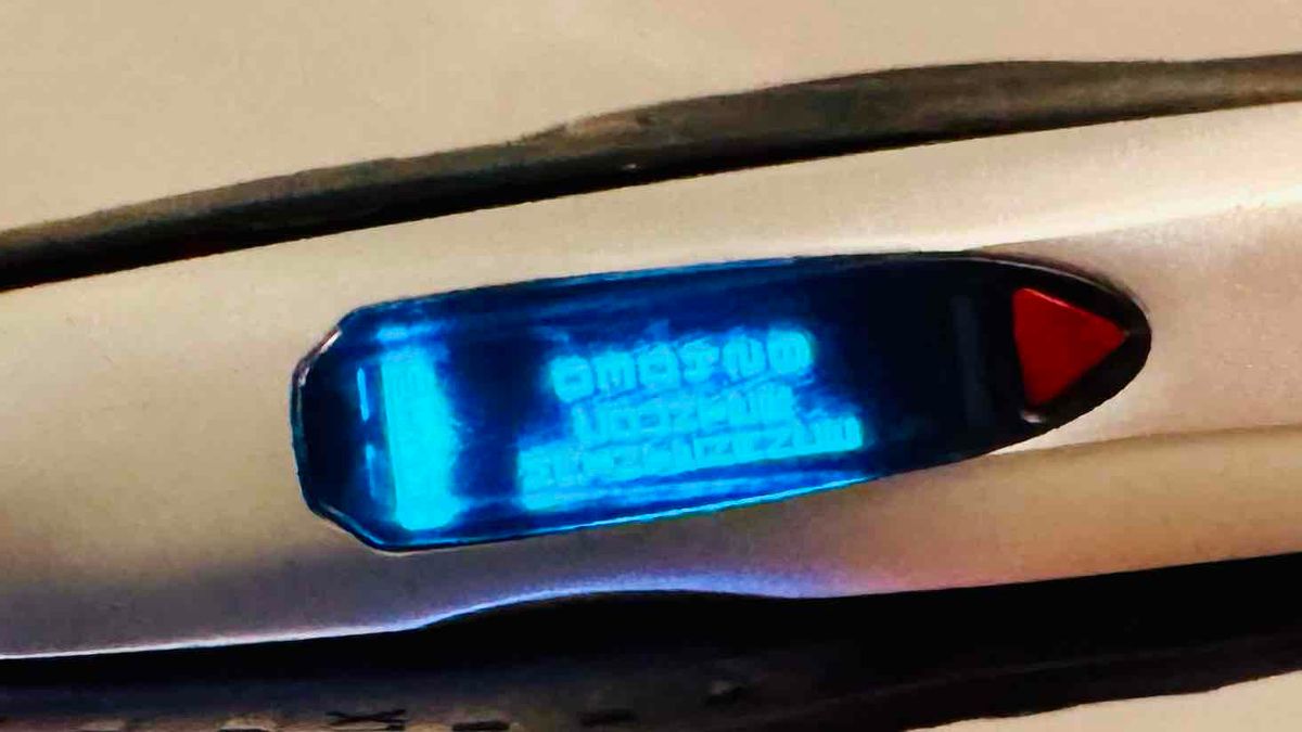 DLX Luxe TM40 - White