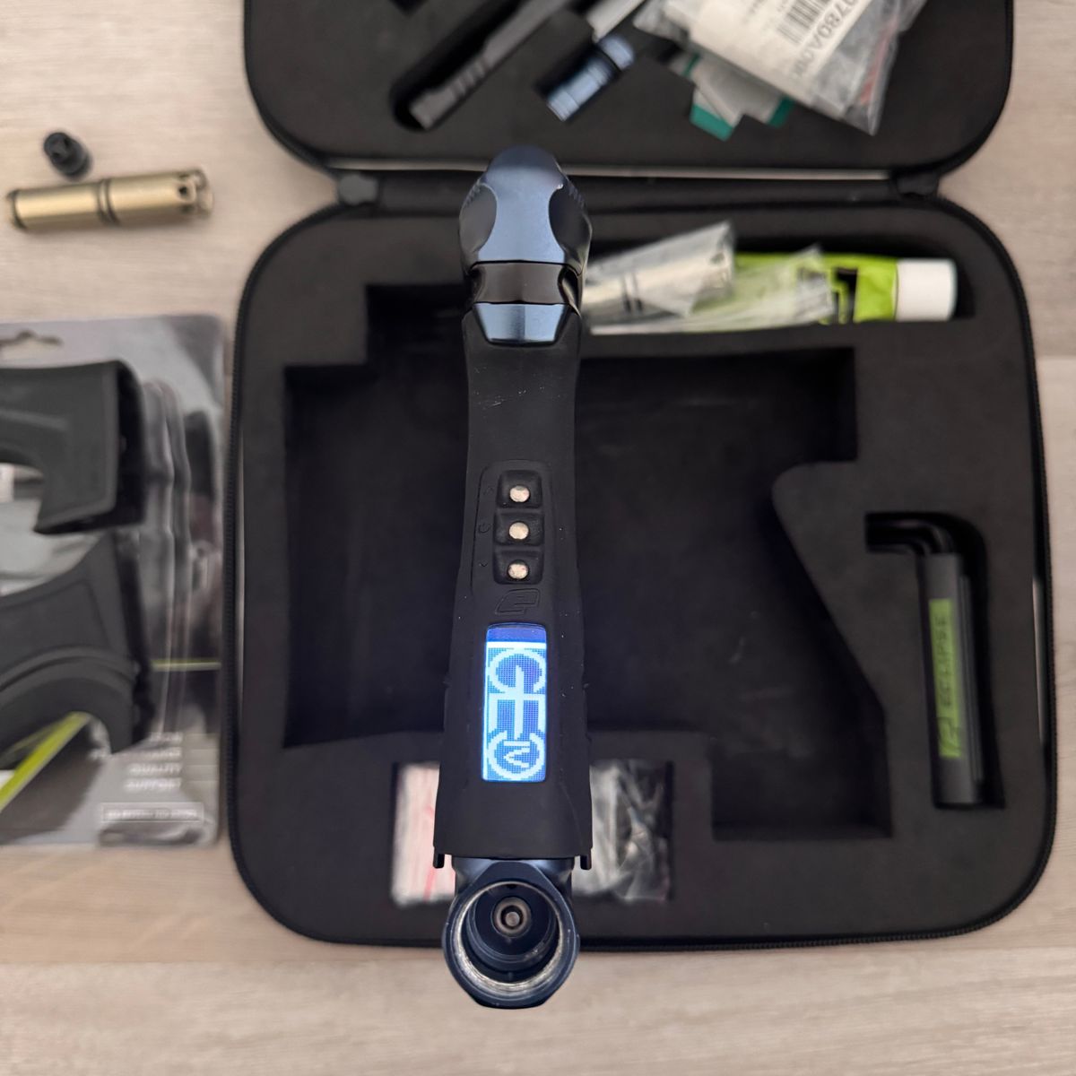 Geo 4 - Black/Blue + Extras
