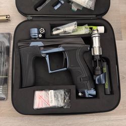 Geo 4 - Black/Blue + Extras