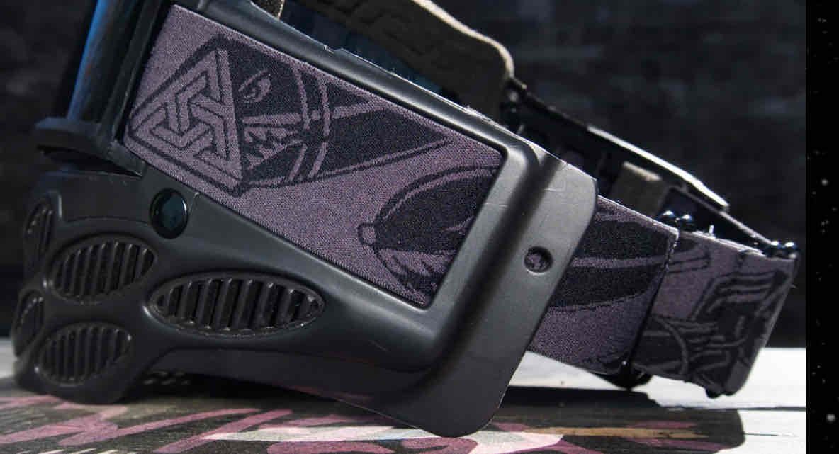 F-117 strap