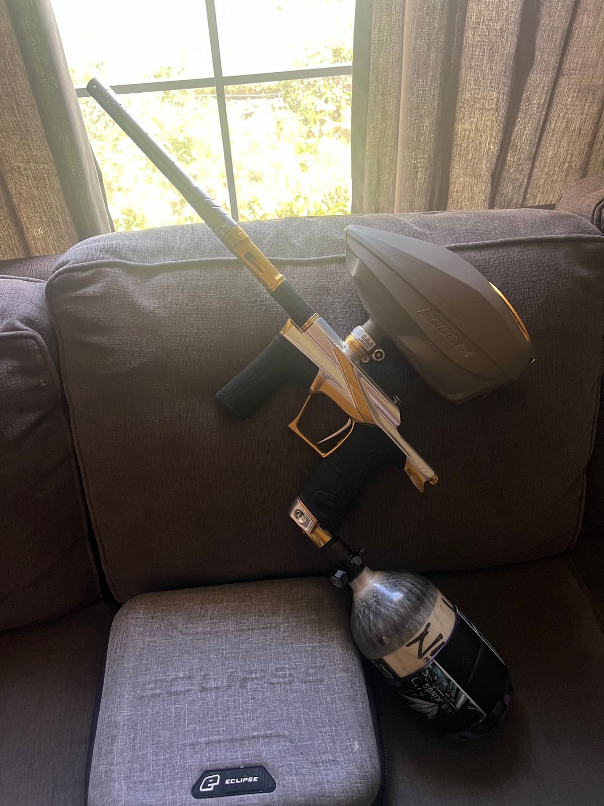Planet Eclipse LV2 Paintball Marker w/ Ninja 68/4500 Tank & Spire IR2 Hopper – Like New