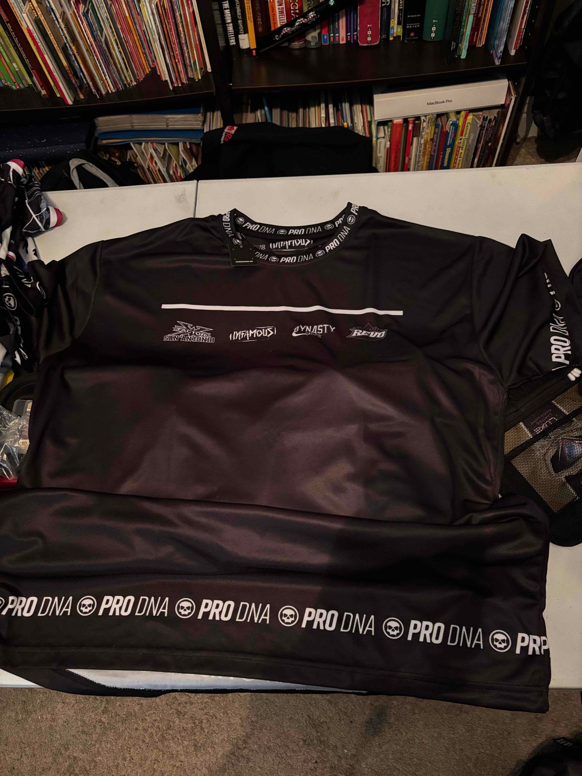 Infamous dryfit