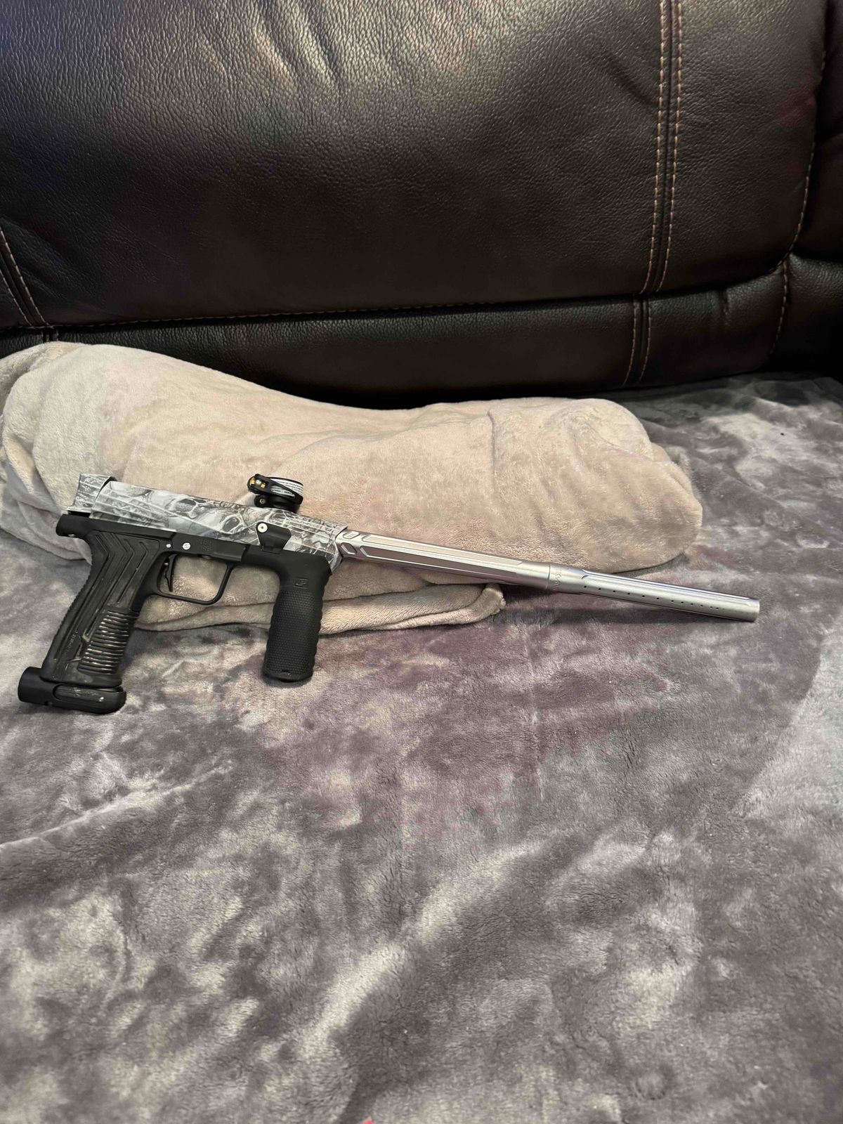 Etha 3 (mechanicle) paintball gun 