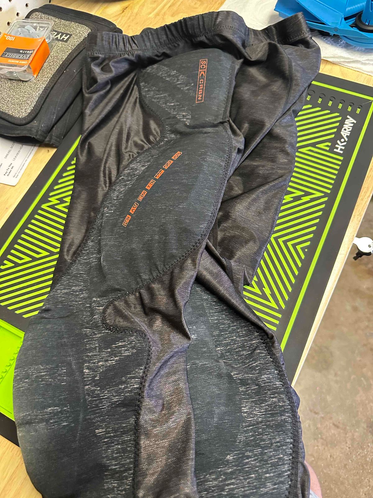 Carbon slide pants