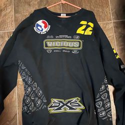 Vicious long sleeve - chris hooker 