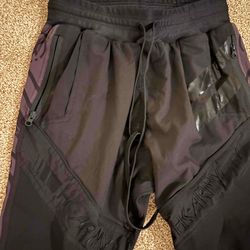 HK Army Jogger Black Small