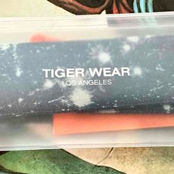 Tiger wear - Dark Matter