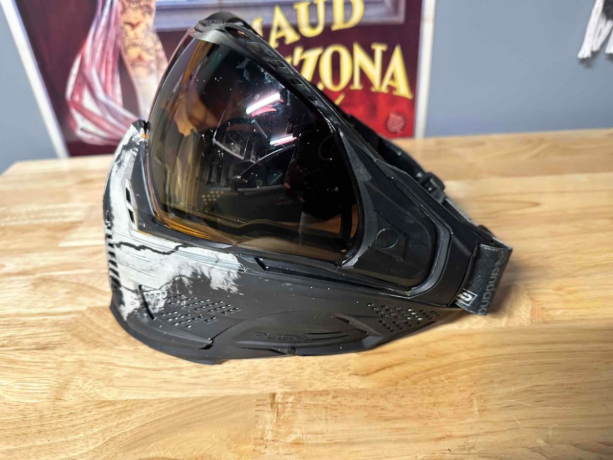 Push unite Infamous Goggles 