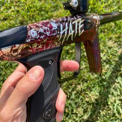 TM40 Hate LUXE