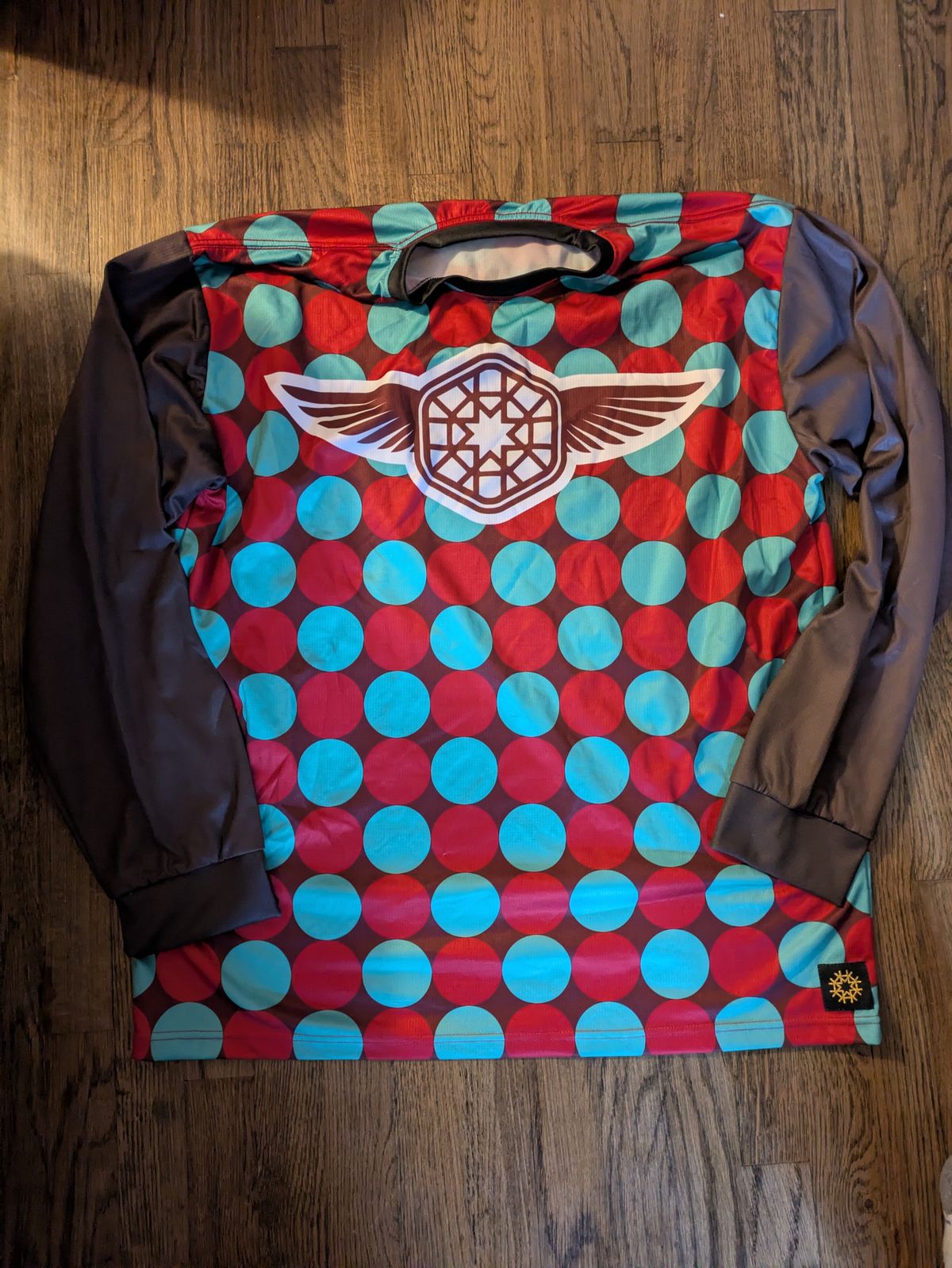 Hormesis dots jersey 