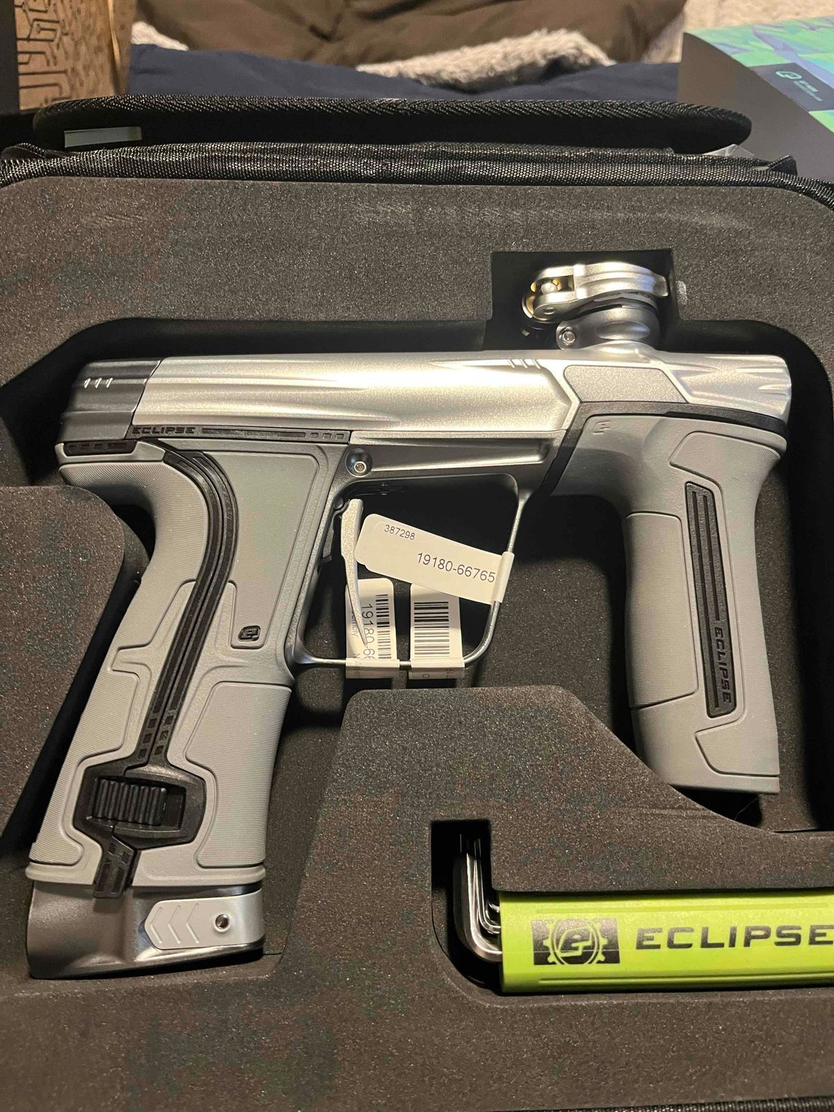 CS3 Silver & Darkgray