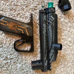 RH feed autococker