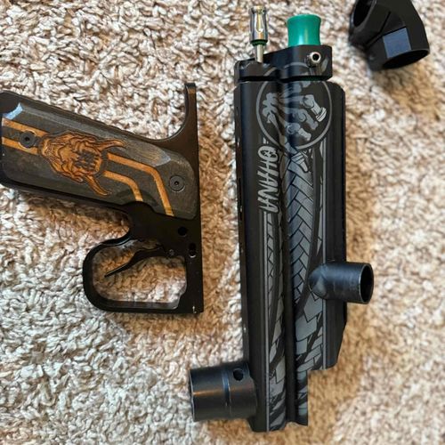 RH feed autococker