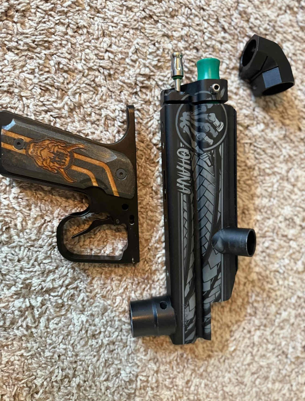 RH feed autococker