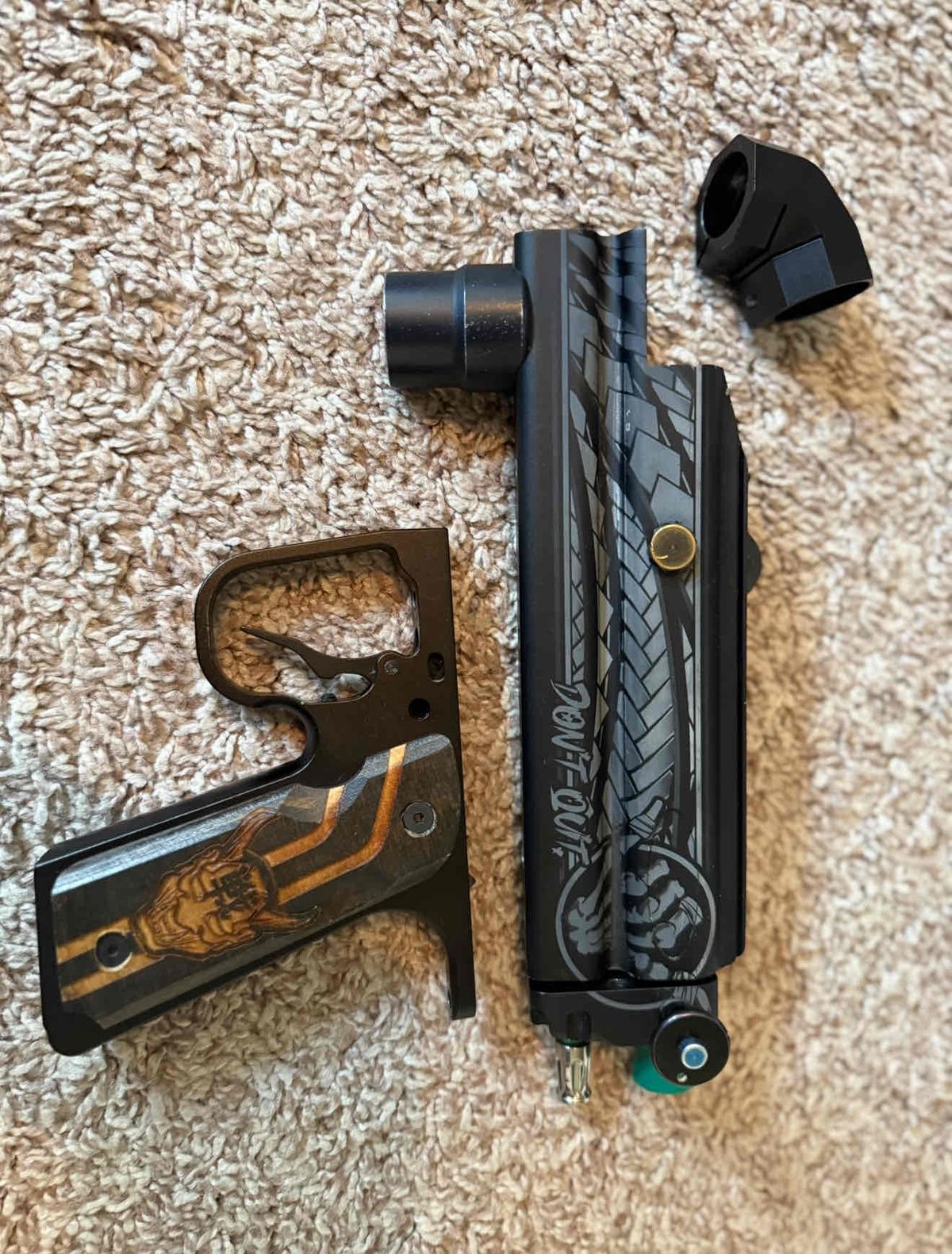 RH feed autococker