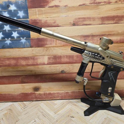 Avalanche SL74 Black n' Tan