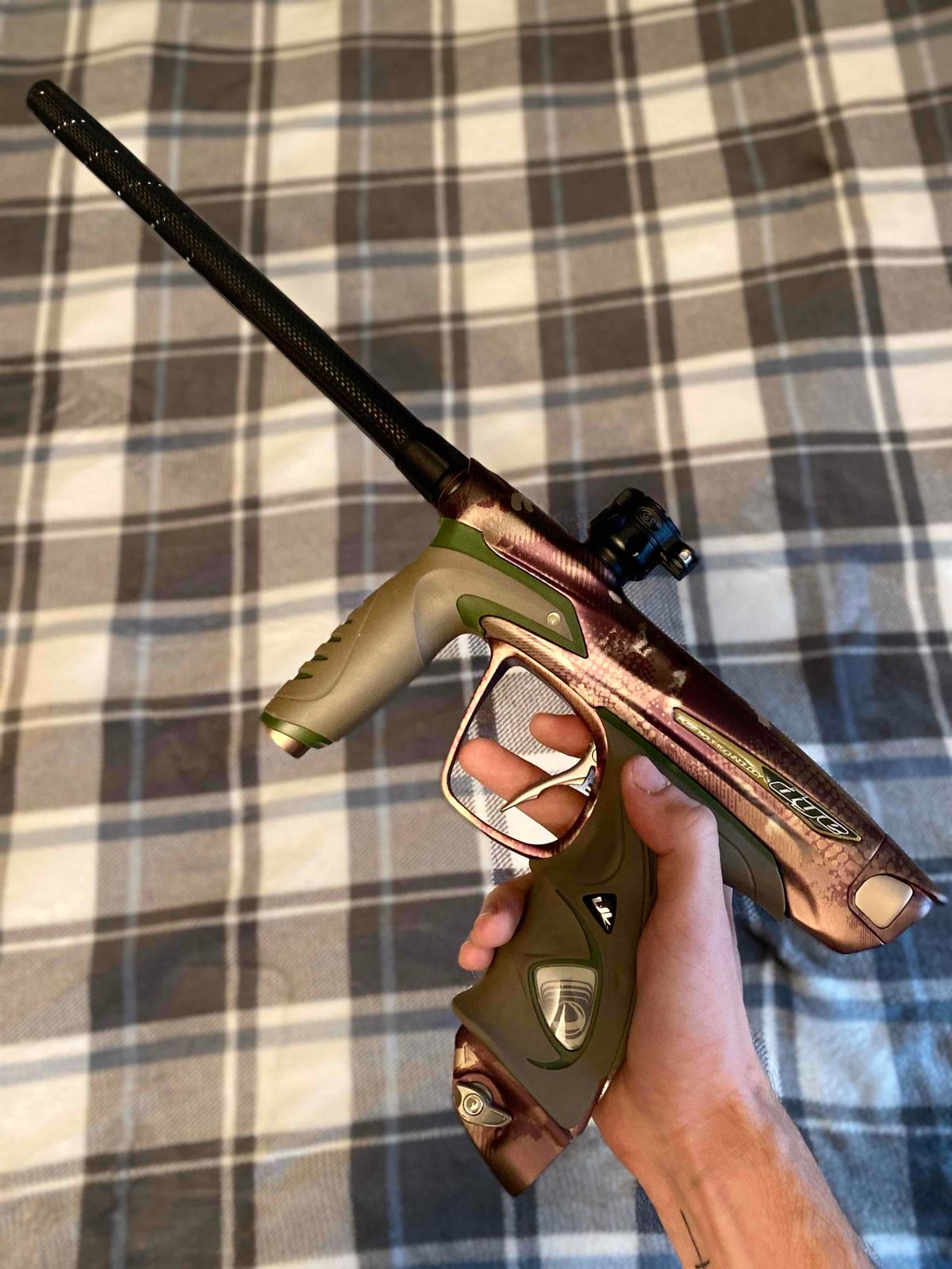Dye DM14 digicam