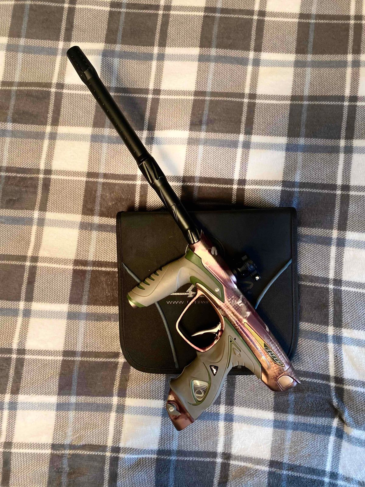 Dye DM14 digicam