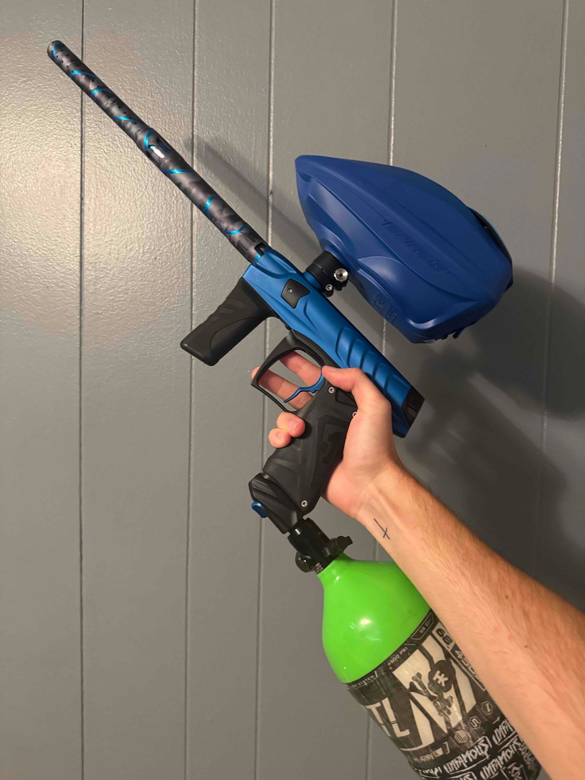 Field One Force V1