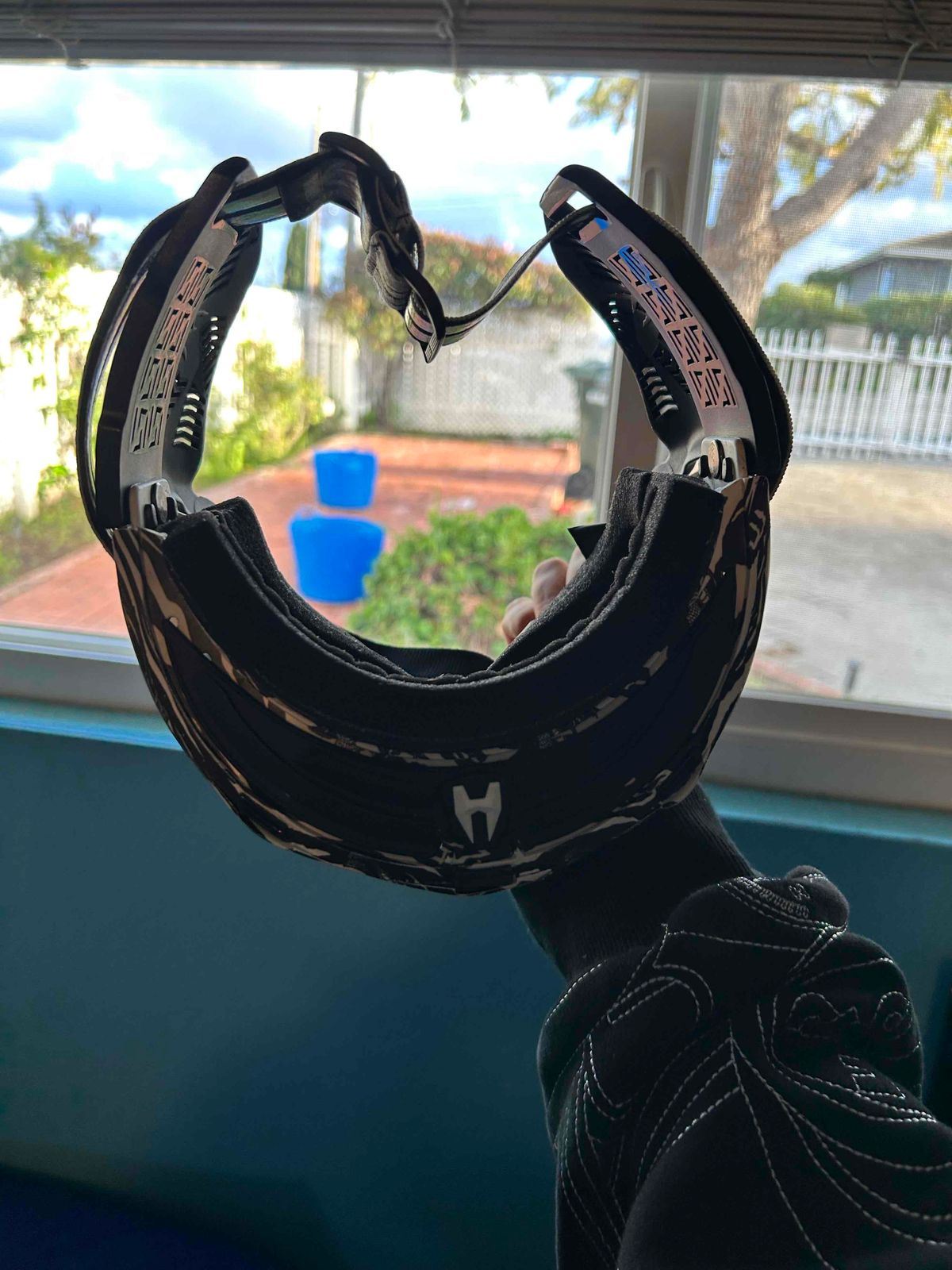 Sandana x Hydra build 