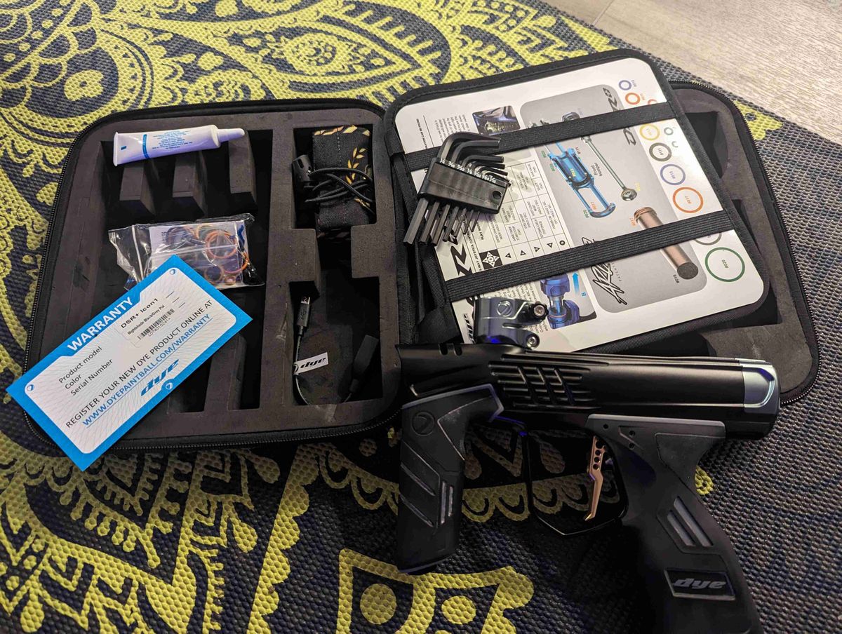 DSR+ Icon w/gold Edge 2 Triggee