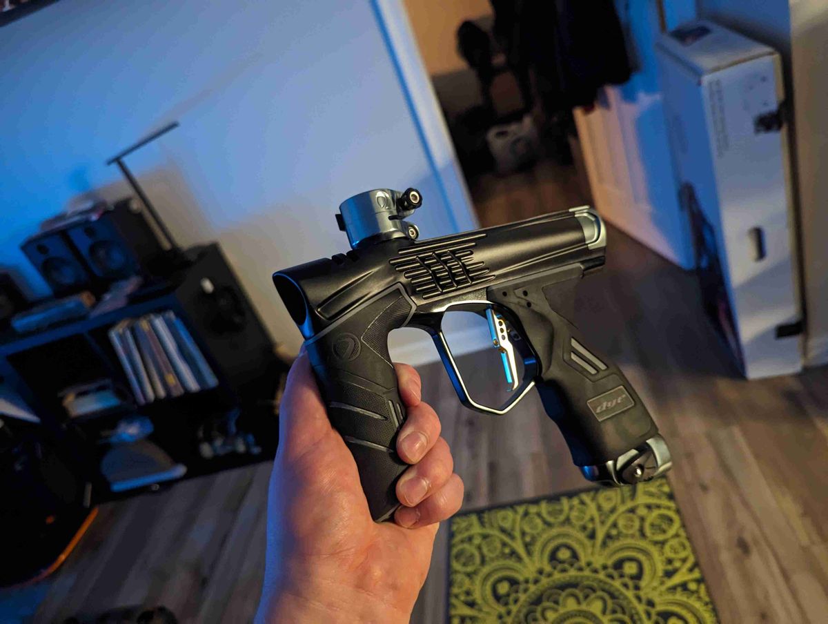 DSR+ Icon w/gold Edge 2 Triggee