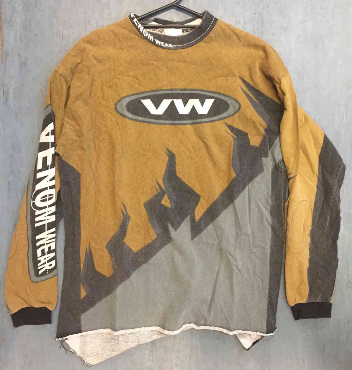 Rare venomwear XL jersey 8/10 free ship