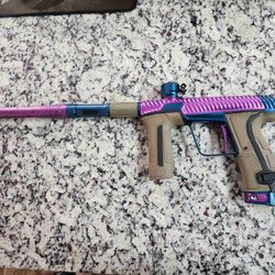 1/1 "ULTRAVIOLET" Twister CS3