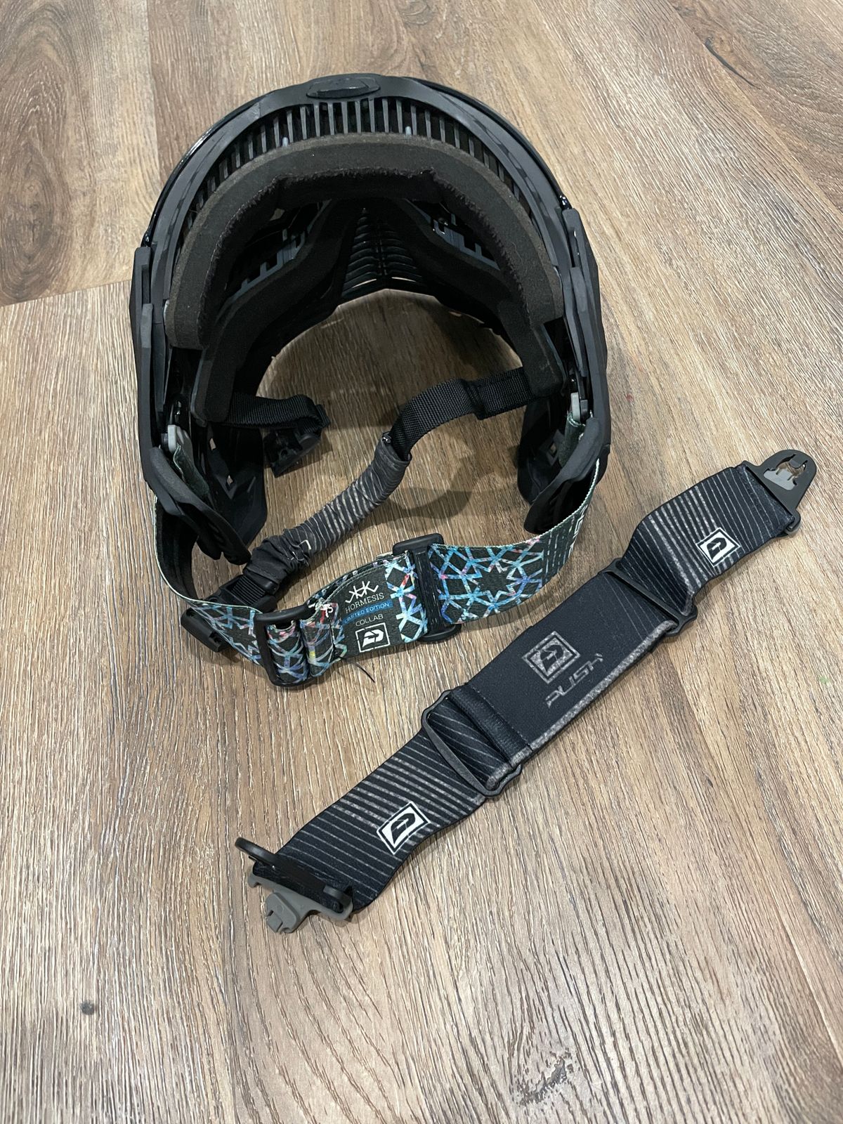 Push Goggle with Hormesis Band