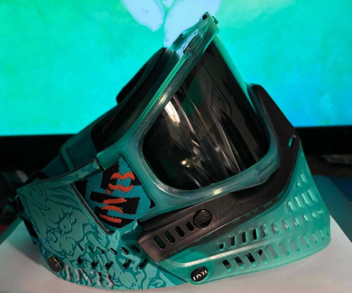 DV8 Teal Ice