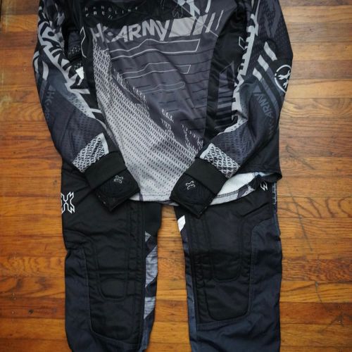 HK Army Hardline Pro Paintball Jersey & Pants - Medium