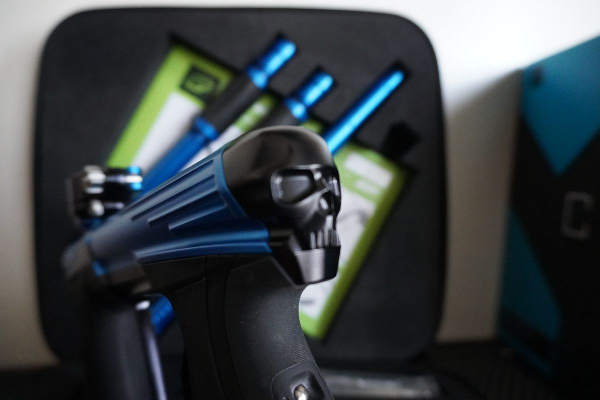 Infamous CS2 Pro - Blue