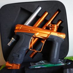 Infamous CS2 Pro - Orange 