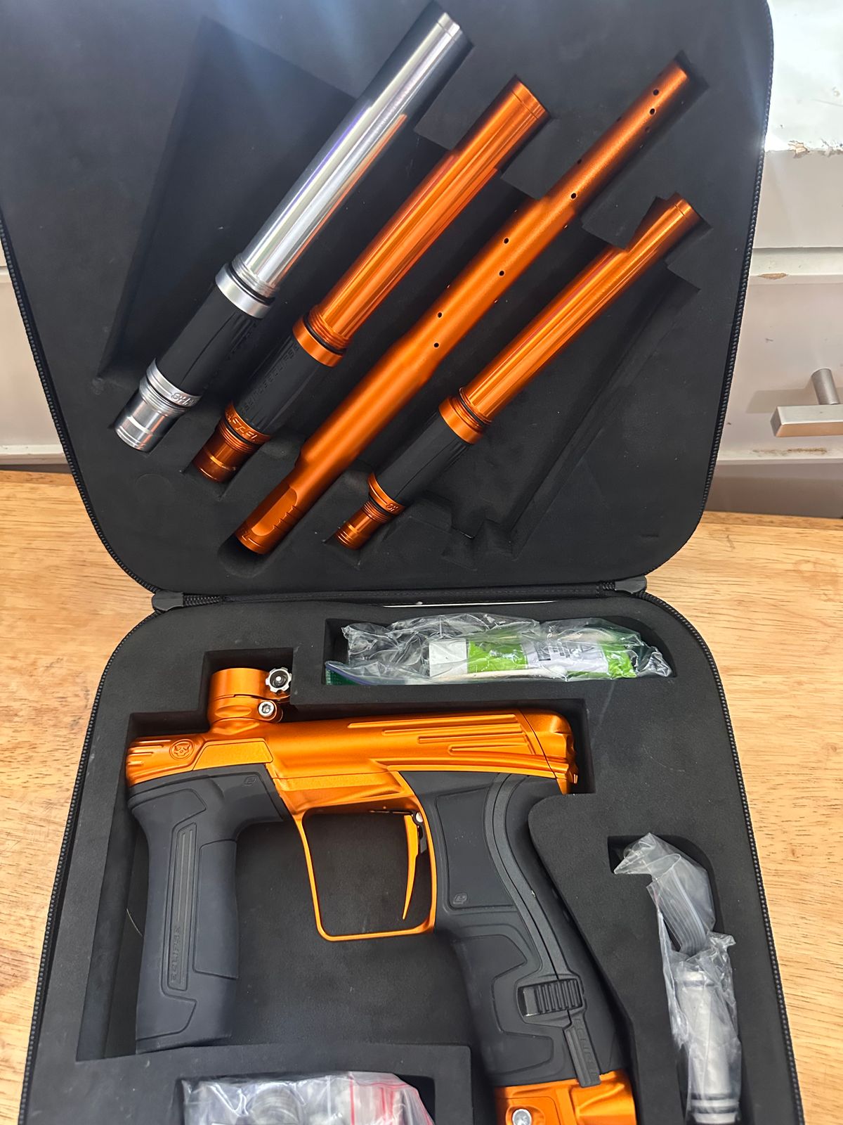 Infamous CS2 Pro - Orange 