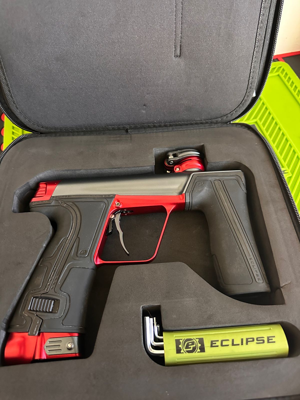 Planet Eclipse CS3 Pro - Graphite/Red (Propane)