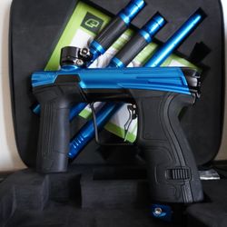 Infamous CS2 Pro - Blue