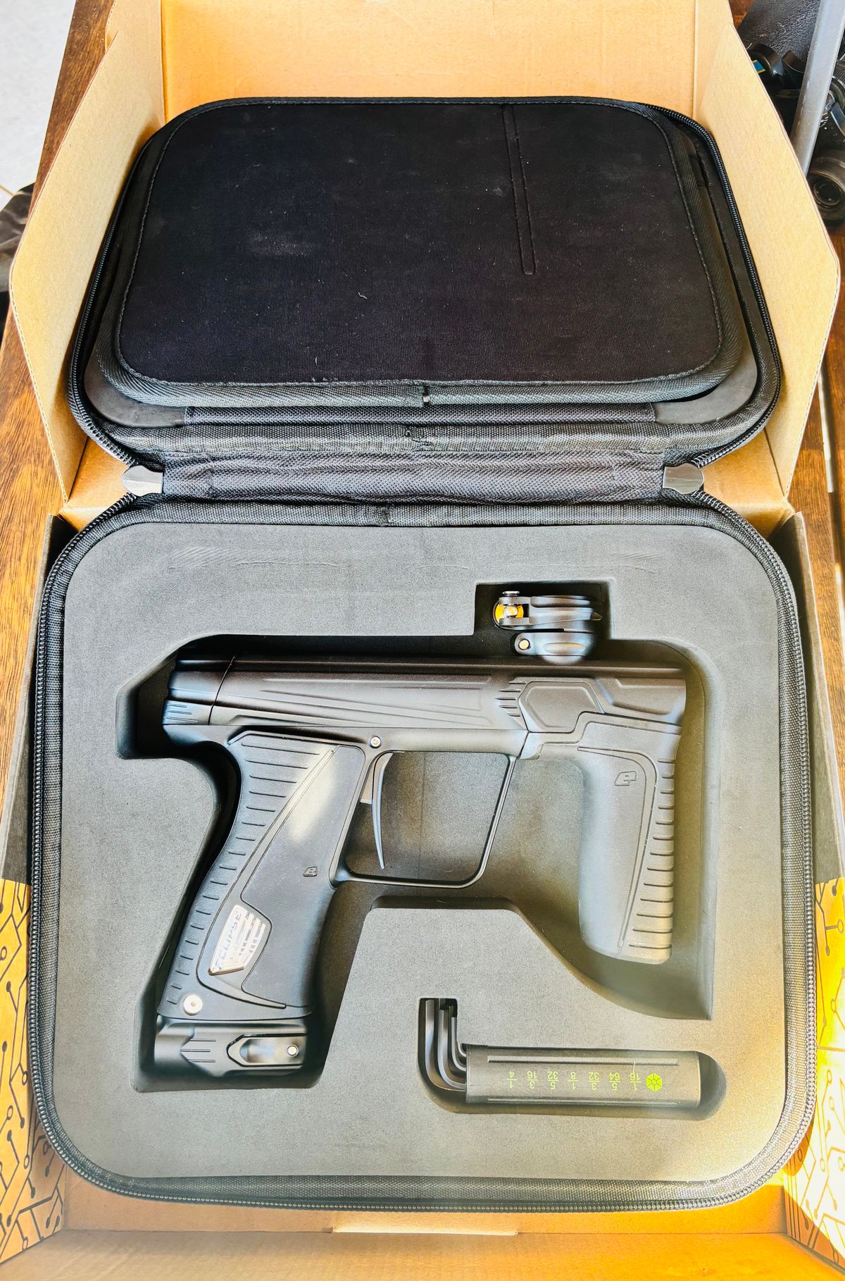 Planet Eclipse 180R/Extras 