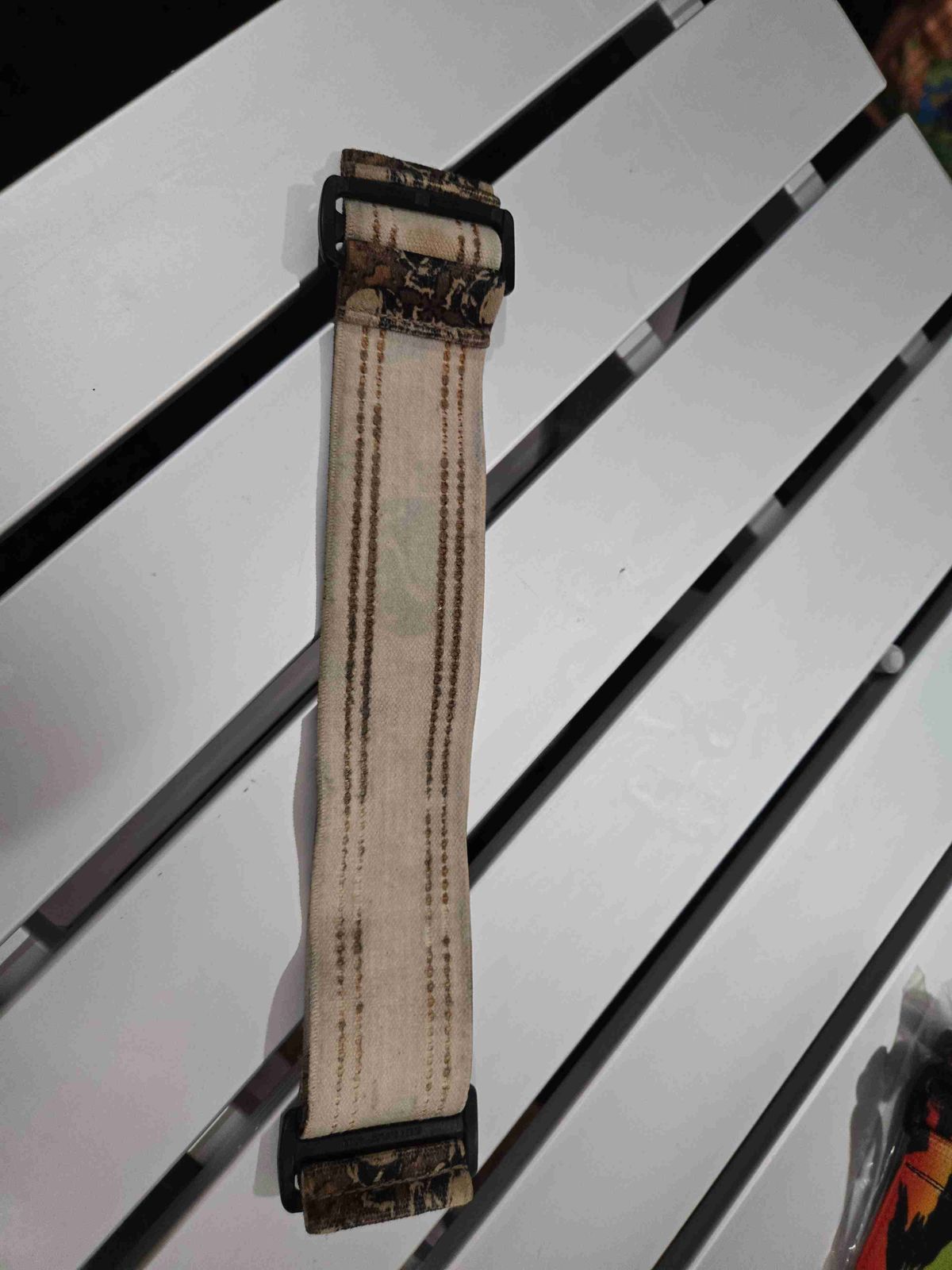 Brown/ tan sandana flying skull strap