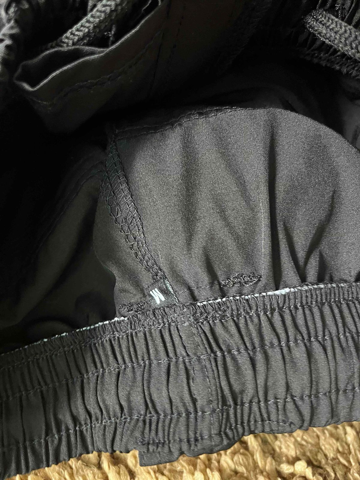 Violence pants