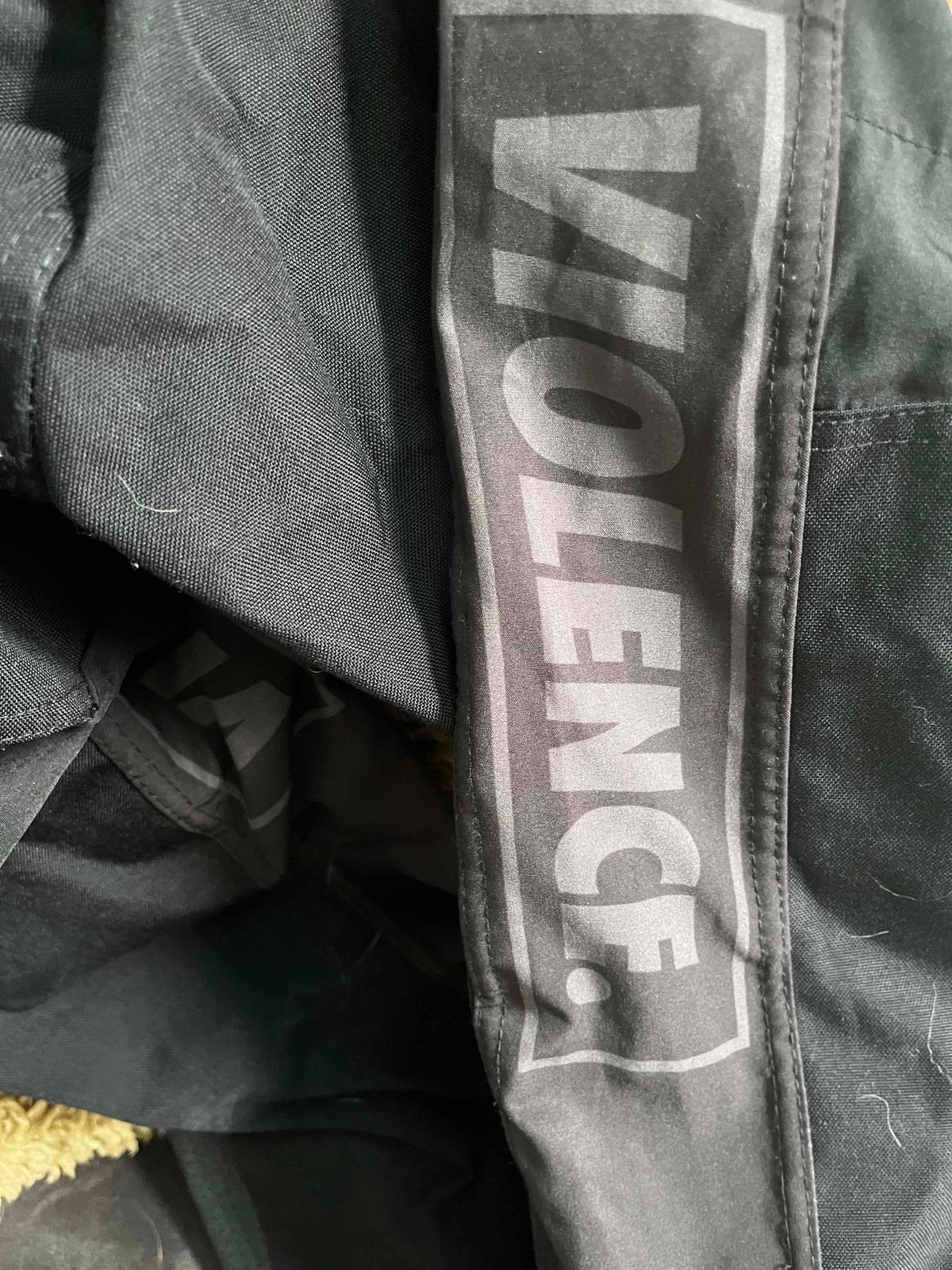 Violence pants