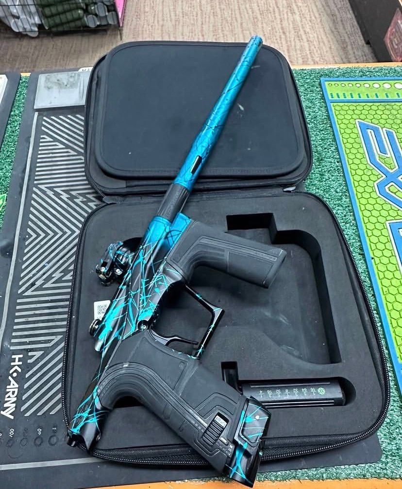 Planet eclipse LV2 paintball marker