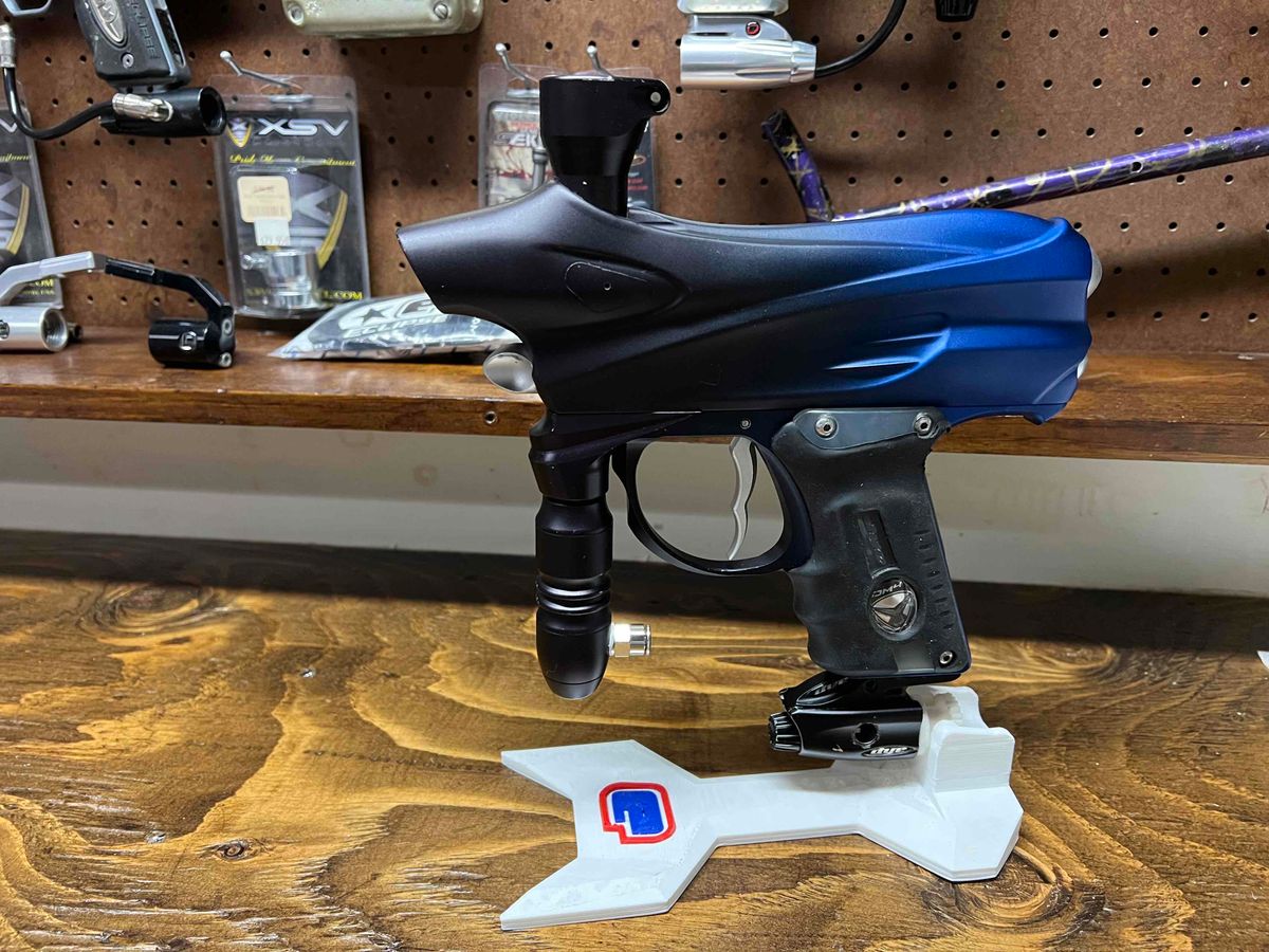 Dye DM4