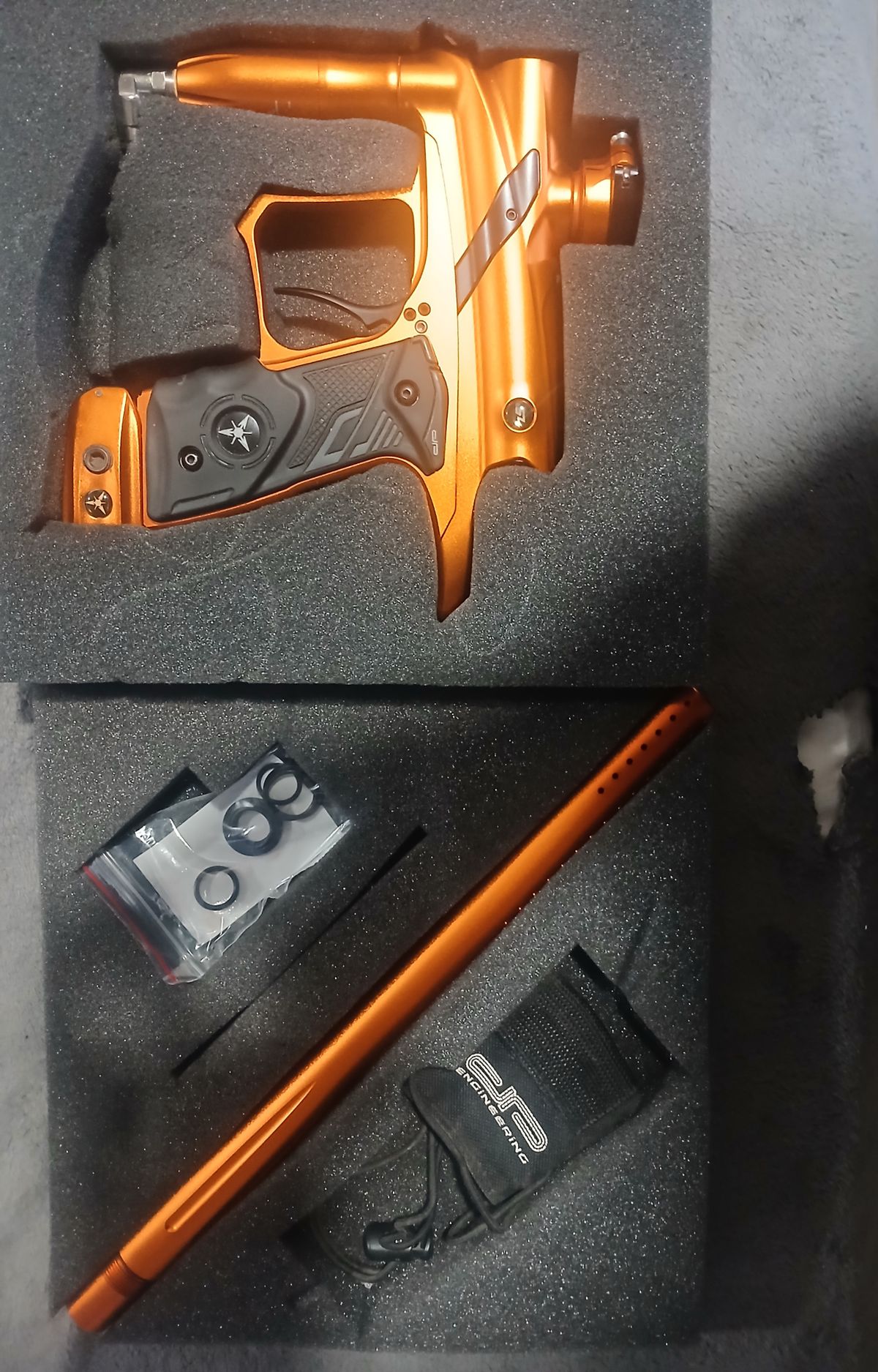 DG G4 Paintball Marker