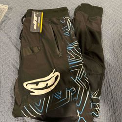Project joggers 